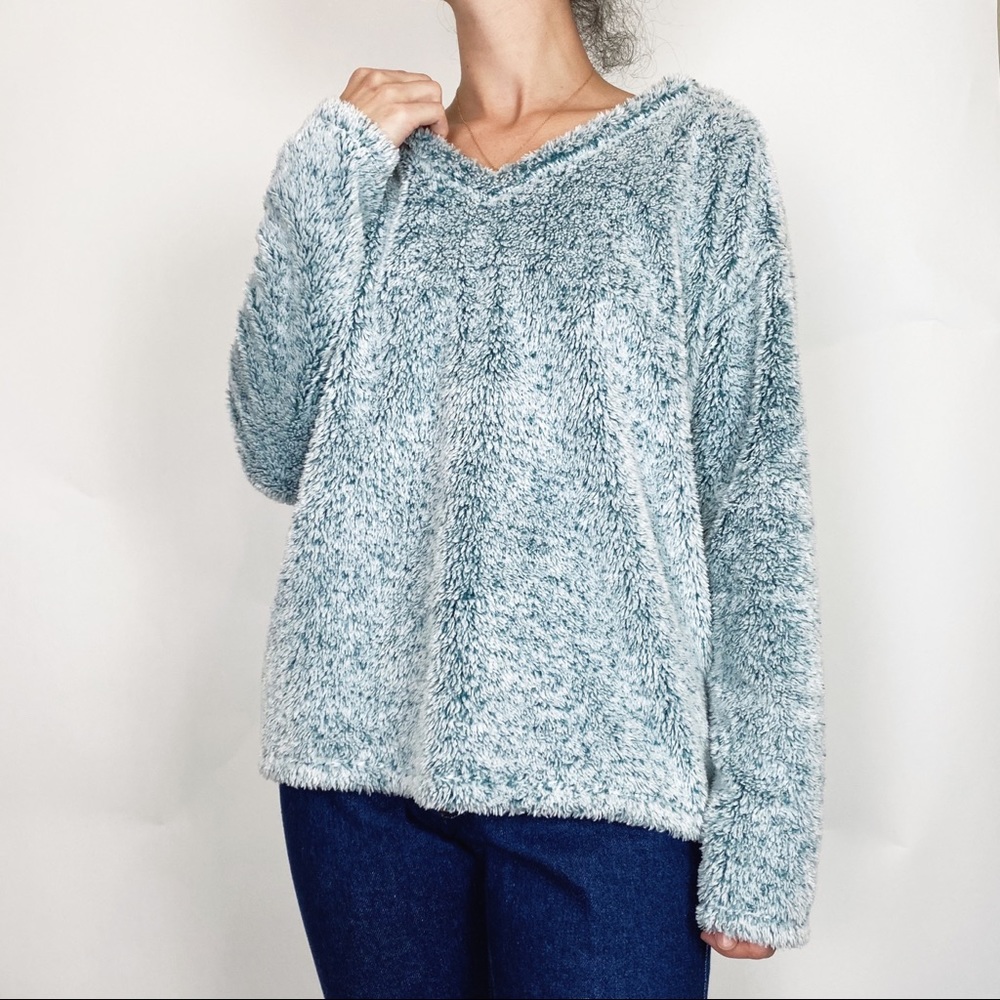Dylan Faux Fur ‘Cuddly Up’ Fleece V-Neck Sweater S